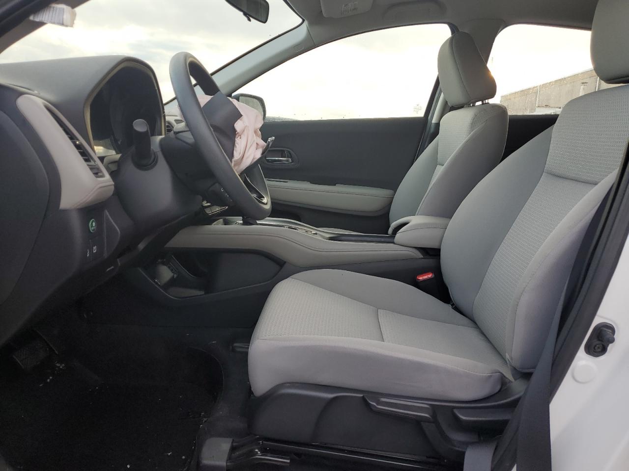 2022 HONDA HR-V LX VIN:3CZRU6H31NM770798