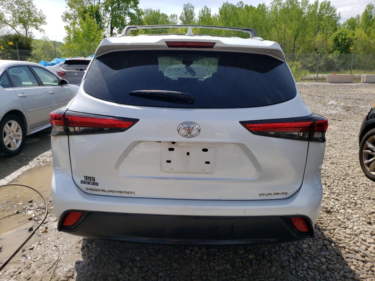 2022 TOYOTA HIGHLANDER XLE VIN:5TDGZRBH7NS576913