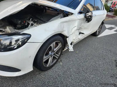 2017 Mercedes-Benz E 300 VIN: