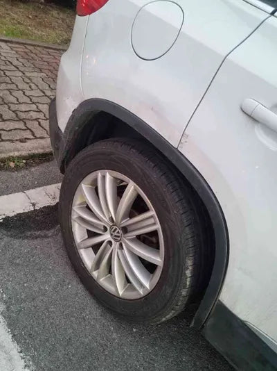 2015 Volkswagen Tiguan VIN: