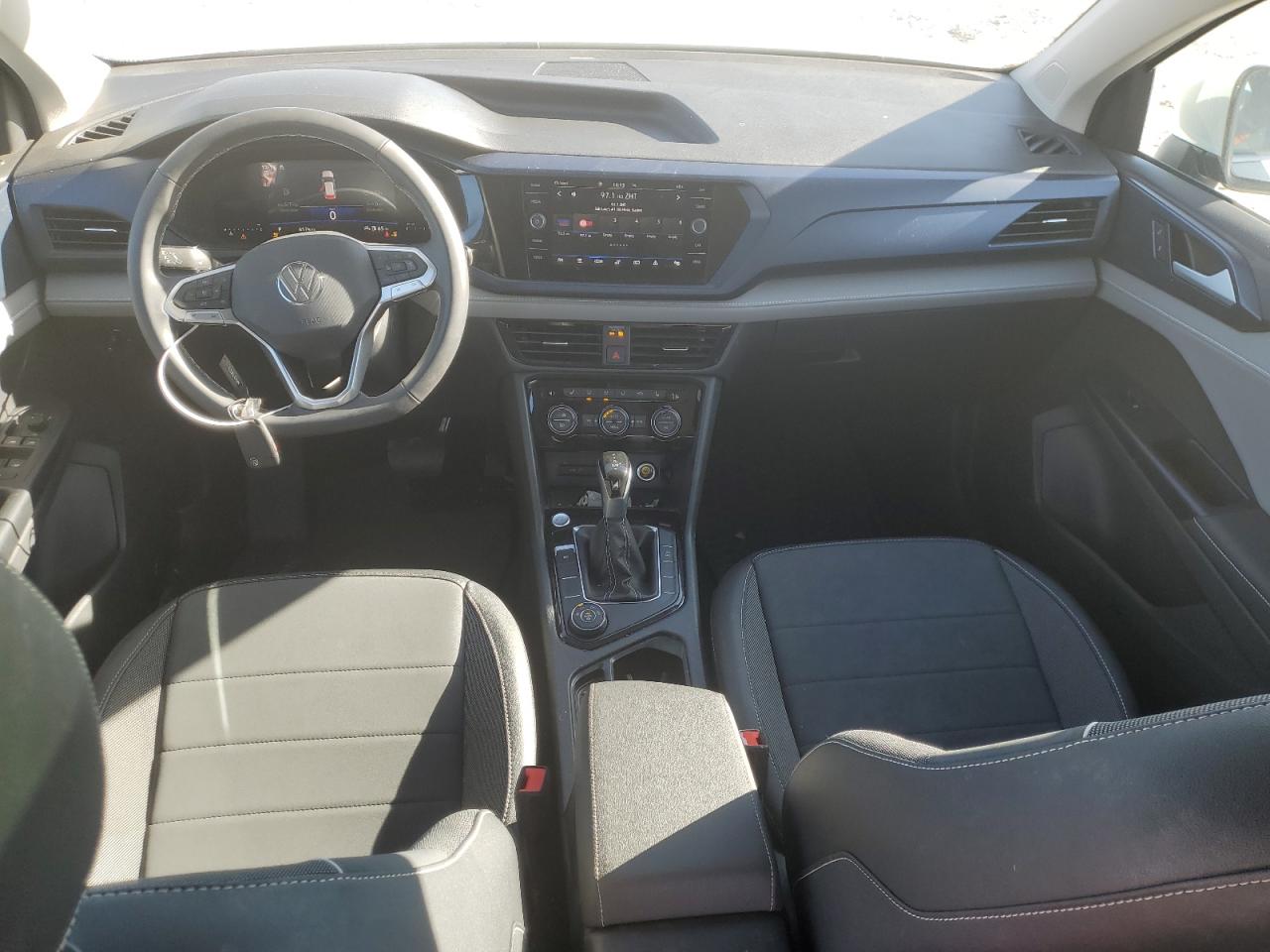 2024 VOLKSWAGEN TAOS SE VIN:3VVVX7B24RM031823