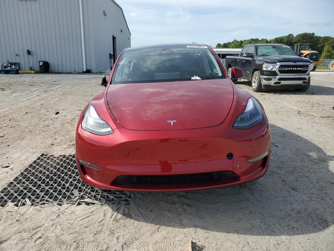 2024 TESLA MODEL Y  VIN:7SAYGDEEXRA251536