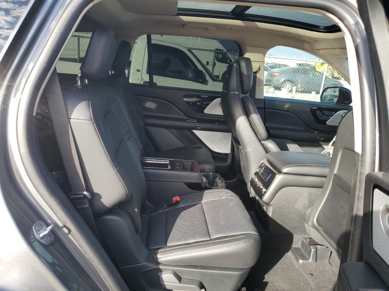 2023 LINCOLN AVIATOR RESERVE VIN:5LM5J7WCXPGL29330