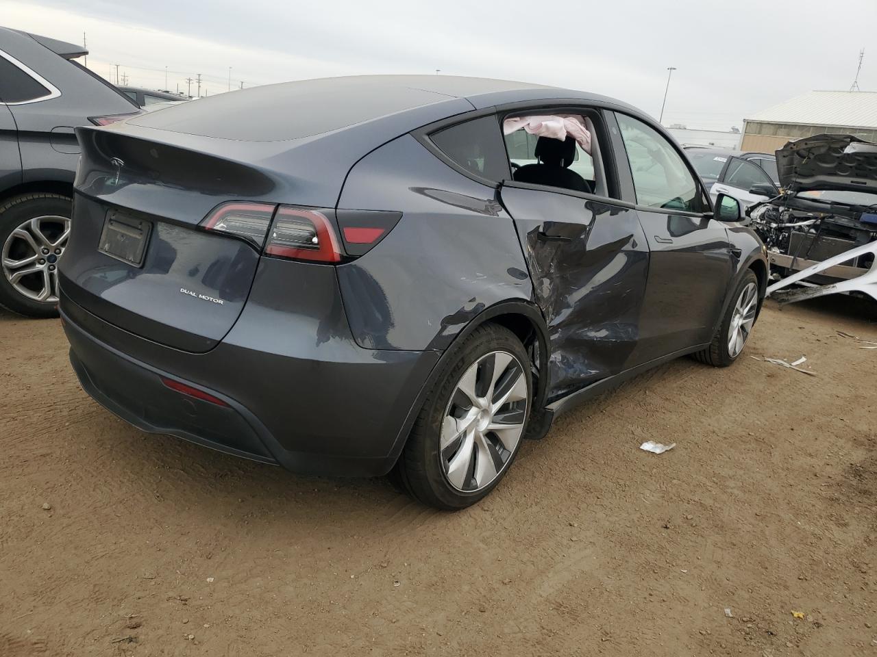 2023 TESLA MODEL Y  VIN:7SAYGDEE3PF603615