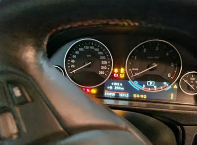 2016 BMW 320 WBA8C5107GK636464 VIN:WBA8C5107GK636464