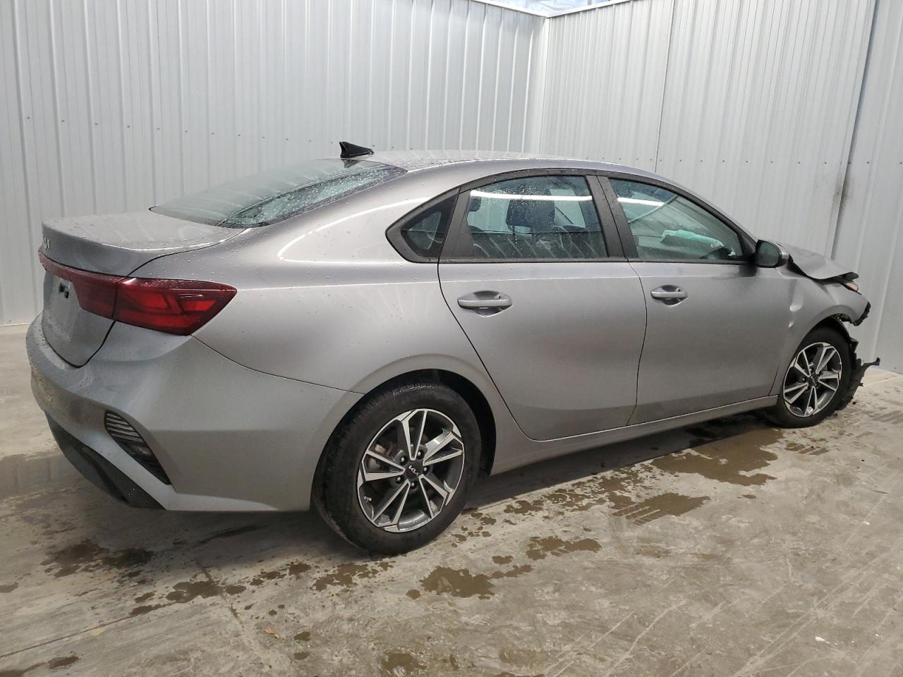 2023 KIA FORTE LX VIN:3KPF24AD7PE627115