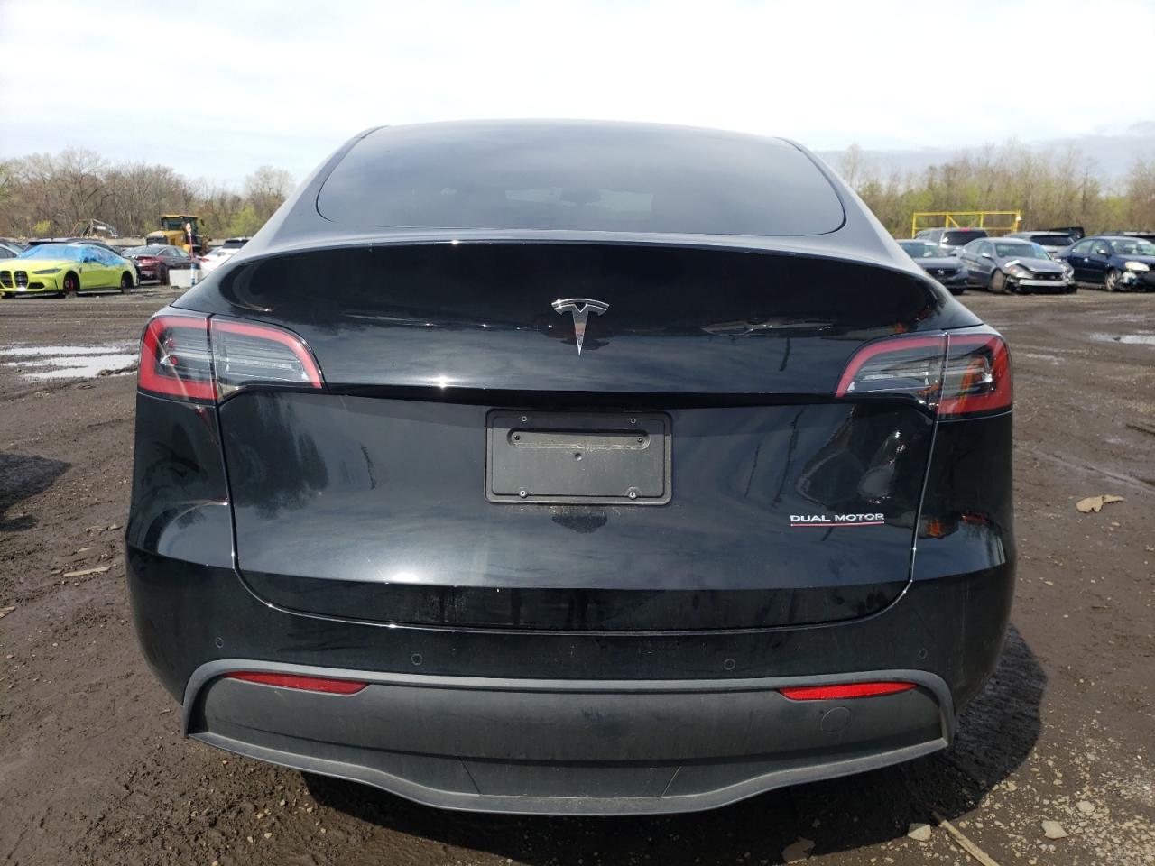 2022 TESLA MODEL Y  VIN:7SAYGDEF0NF452755