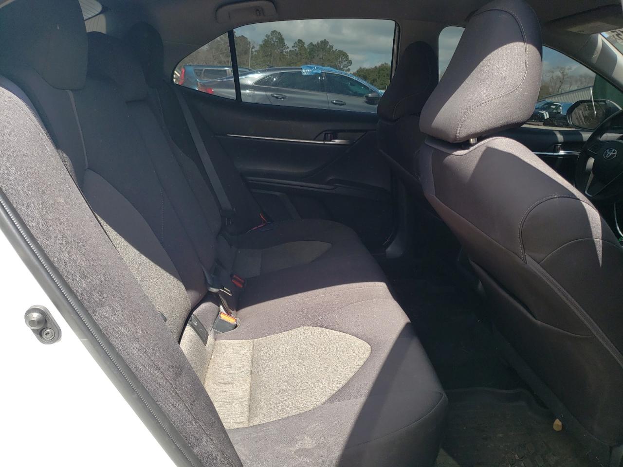 2022 TOYOTA CAMRY LE VIN:4T1C11AK1NU005879