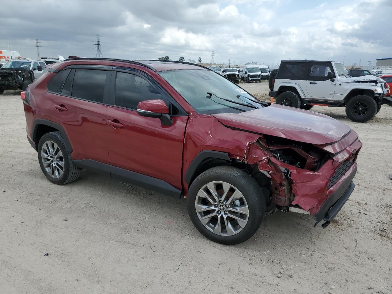 2022 TOYOTA RAV4 XLE PREMIUM VIN:2T3C1RFV5NW226684