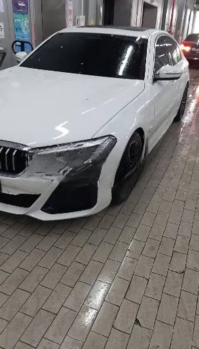 2022 BMW 520 NONE VIN: