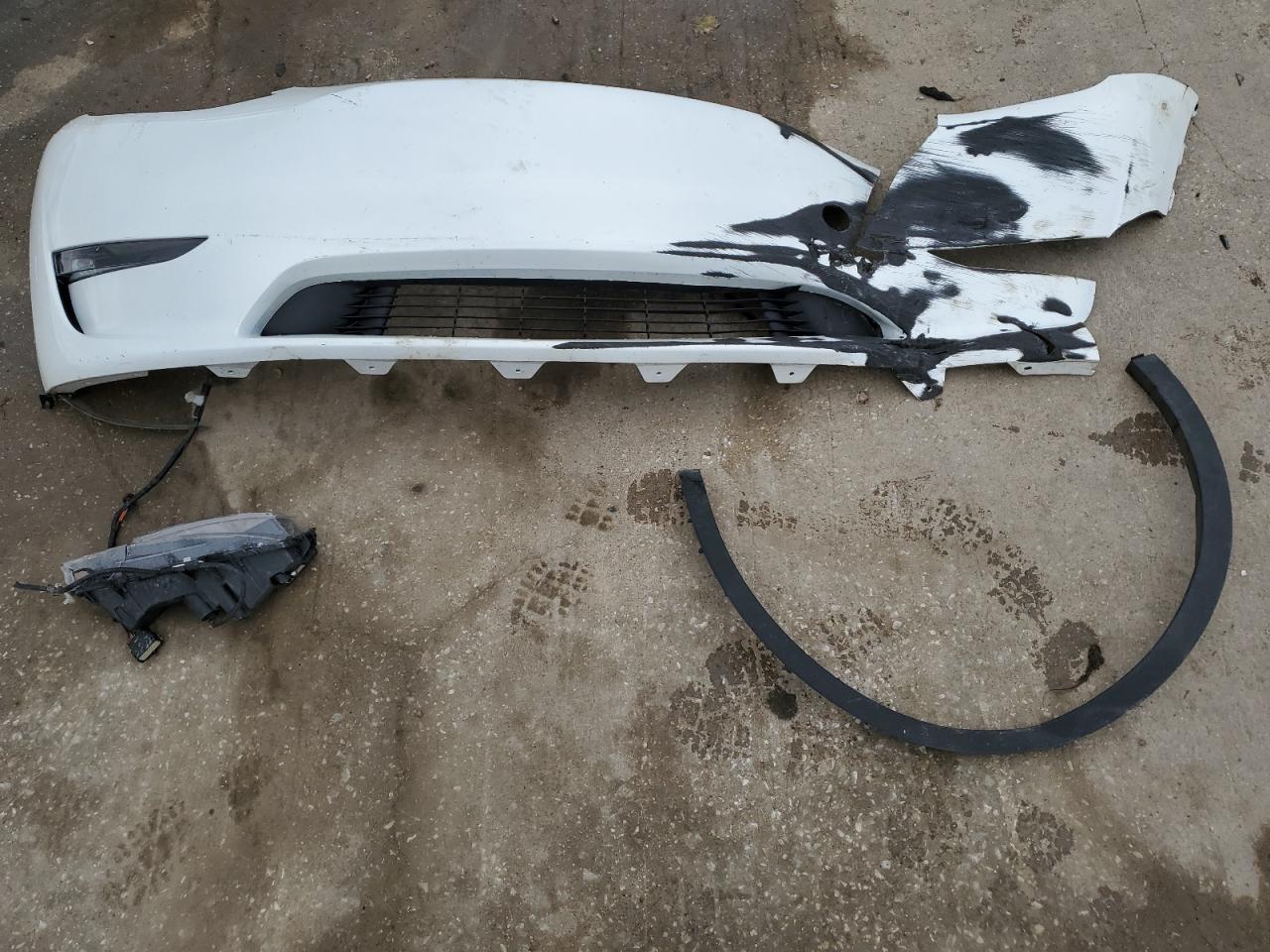 2023 TESLA MODEL Y  VIN:7SAYGDED2PF949646