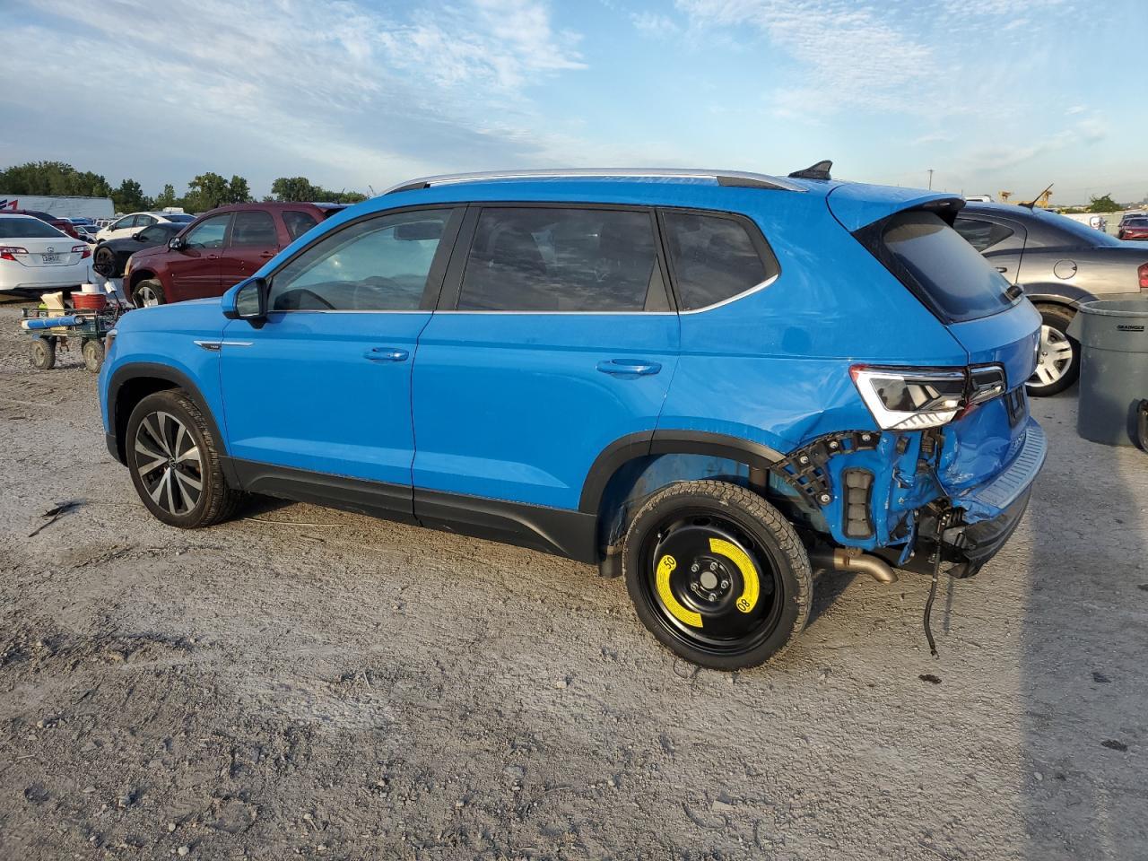 2022 VOLKSWAGEN TAOS SE VIN:3VVRX7B28NM062049