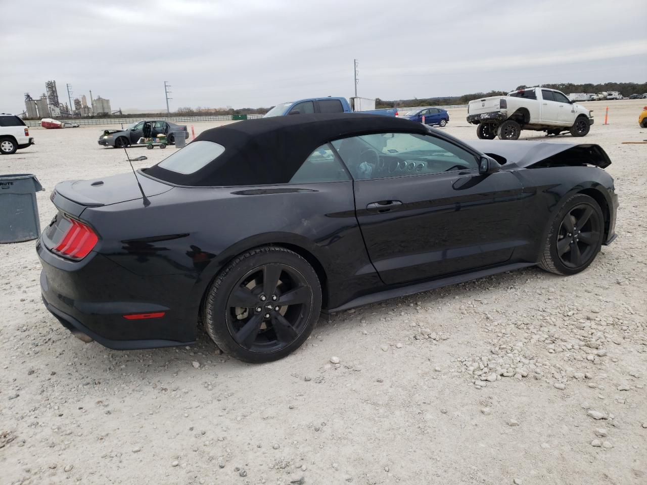 2022 FORD MUSTANG  VIN:1FATP8UH6N5134728