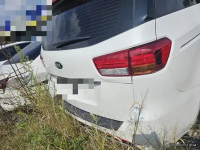 2016 Kia Carnival VIN: