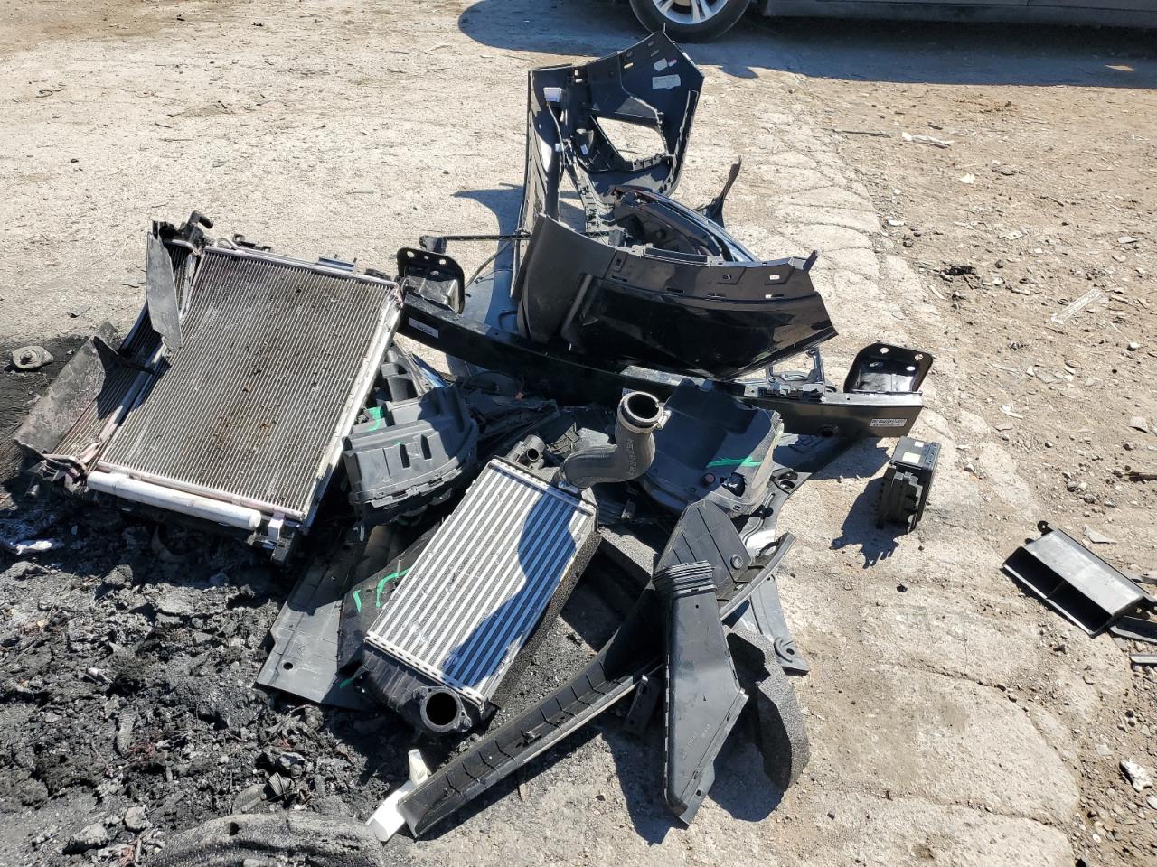 2022 HYUNDAI TUCSON BLUE VIN:KM8JBCA13NU022318