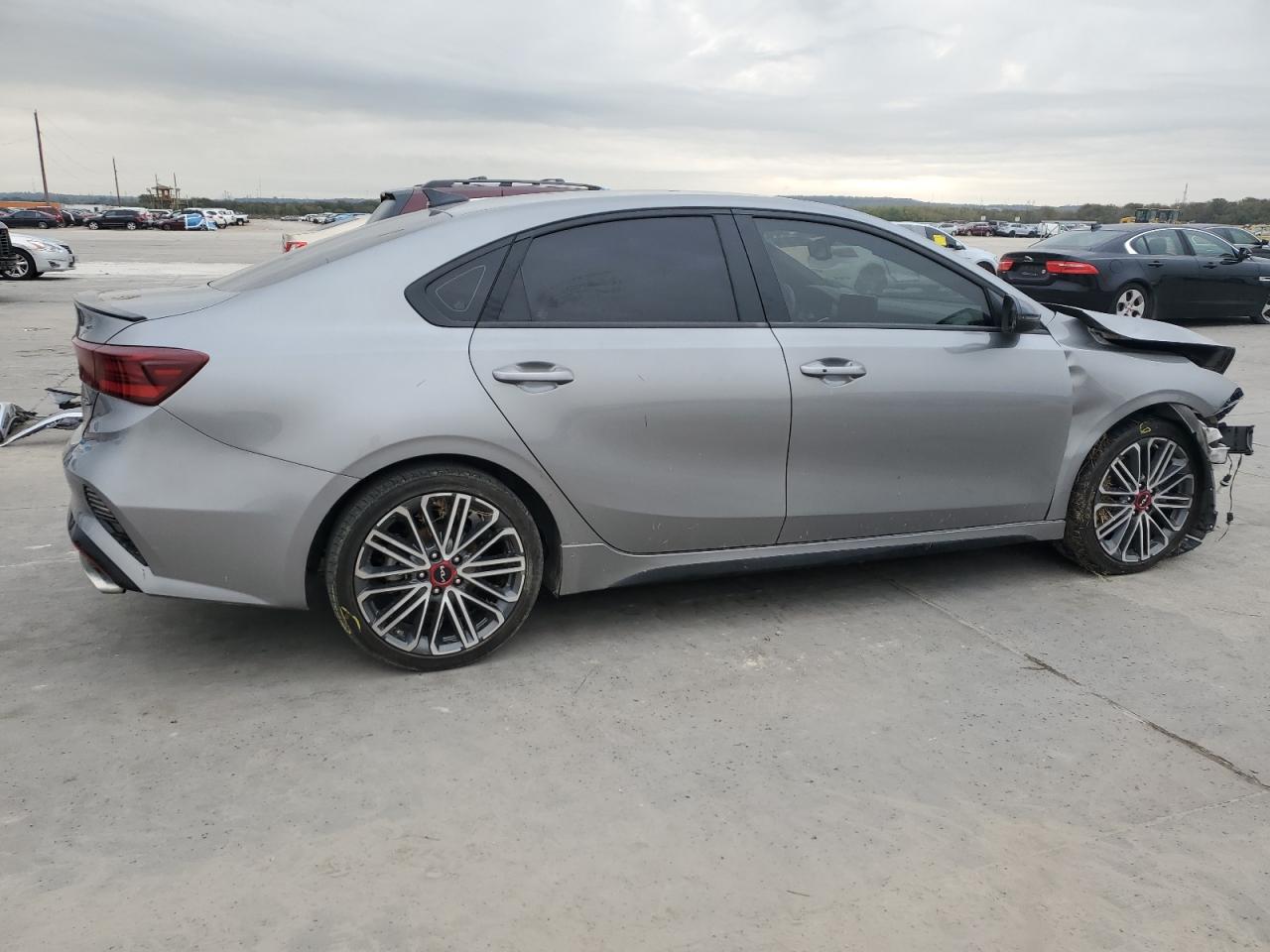 2022 KIA FORTE GT VIN:3KPF44AC2NE424244