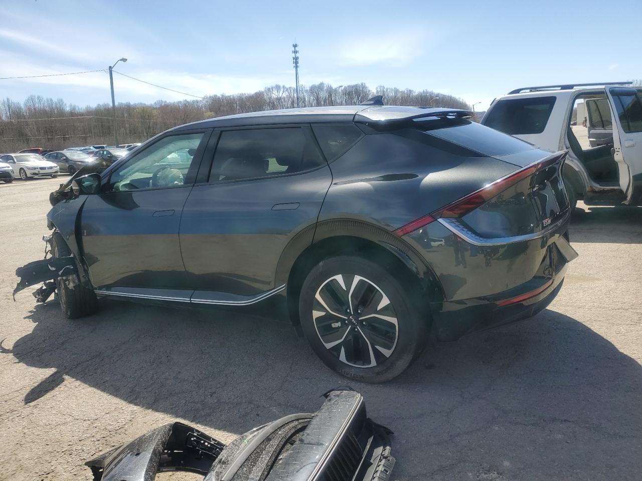 2024 KIA EV6 LIGHT VIN:KNDC34LAXR5613971