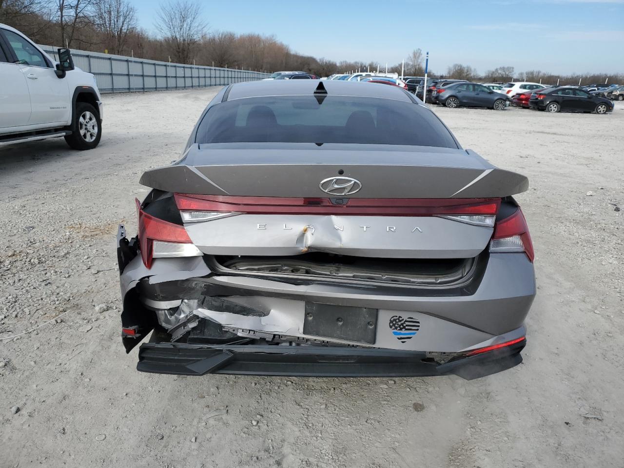 2022 HYUNDAI ELANTRA SEL VIN:KMHLM4AG8NU254068