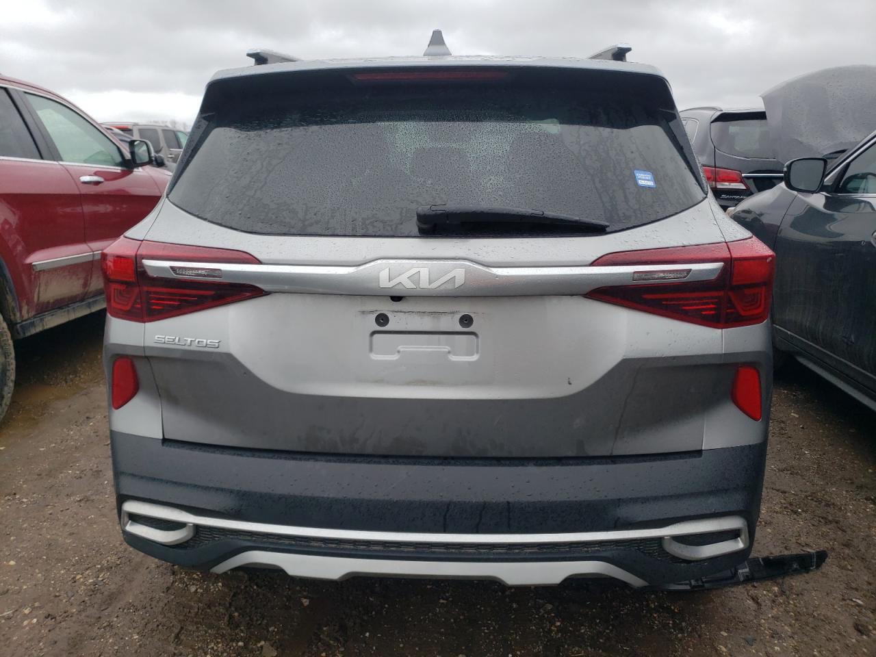 2023 KIA SELTOS SX VIN:KNDETCA27P7385914