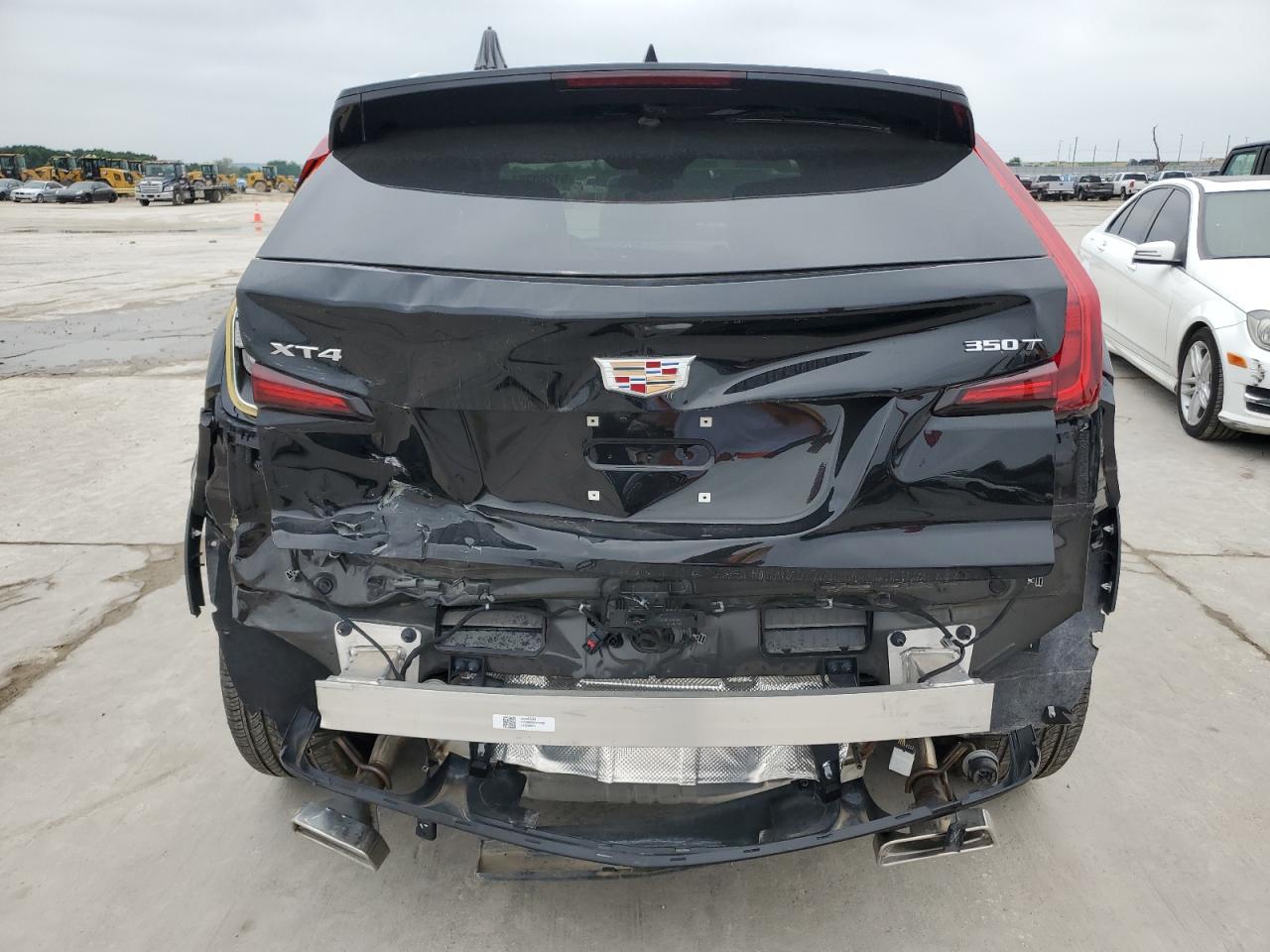 2023 CADILLAC XT4 LUXURY VIN:1GYAZAR42PF102696