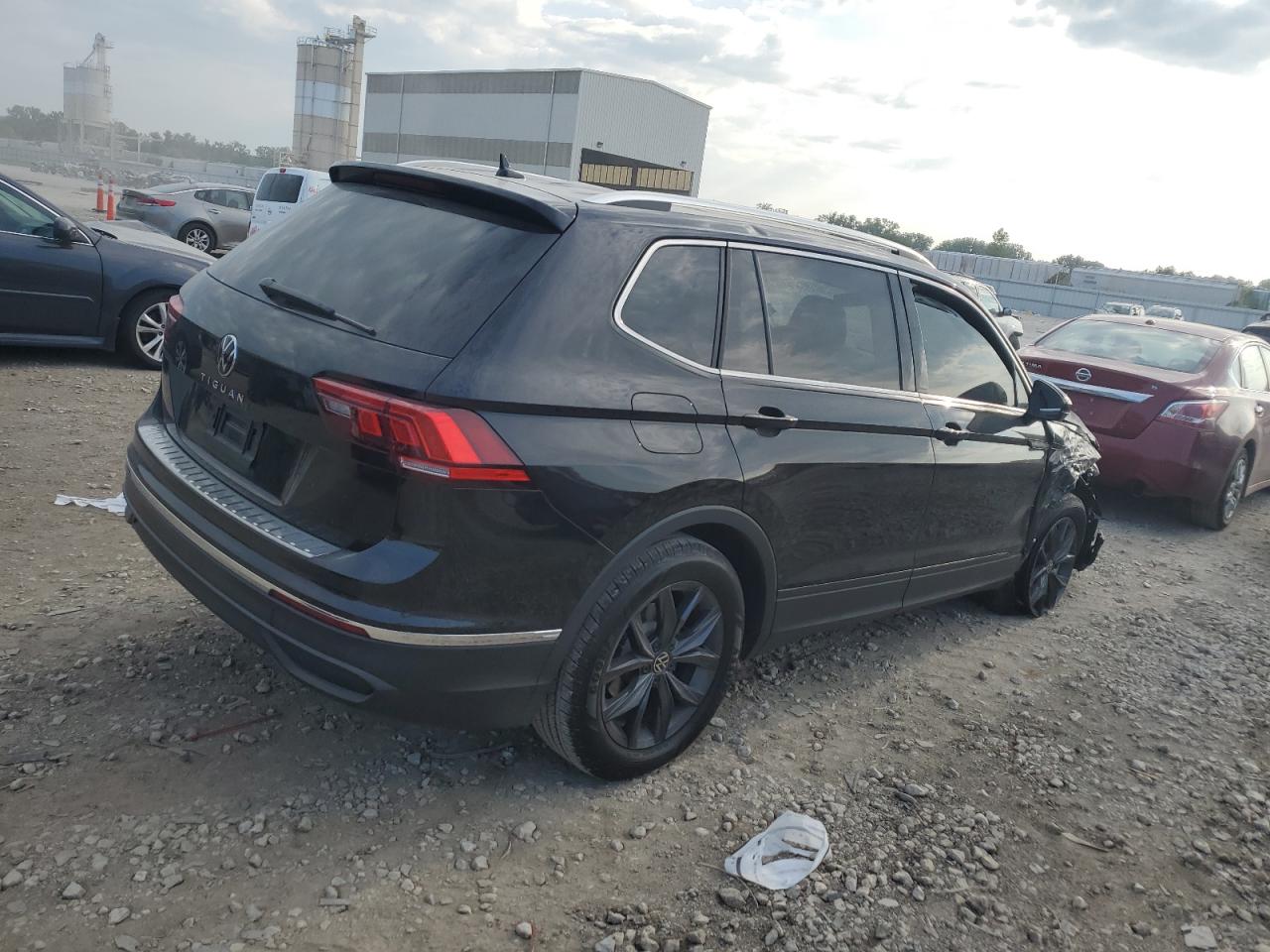 2023 VOLKSWAGEN TIGUAN SE VIN:3VVNB7AX7PM057938