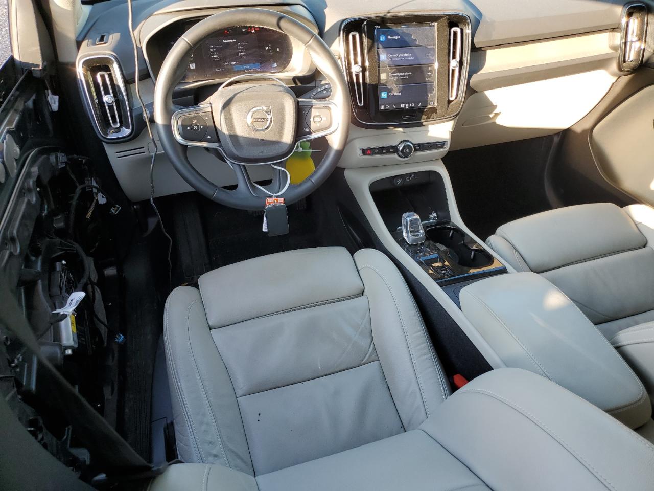2023 VOLVO XC40 PLUS VIN:YV4L12UE4P2069944