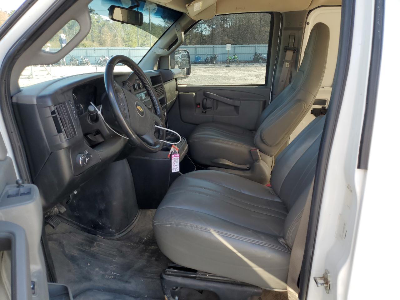 2022 CHEVROLET EXPRESS G2500  VIN:1GCWGBFPXN1199808