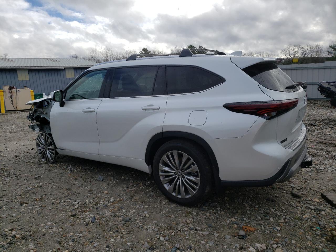 2024 TOYOTA HIGHLANDER LE VIN:5TDKDRBH4RS570551