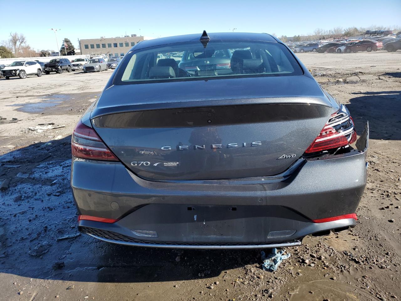 2022 GENESIS G70 BASE VIN:KMTG34TA5NU085937