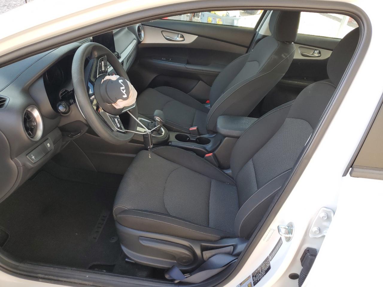 2024 KIA FORTE LX VIN:3KPF24AD9RE743841