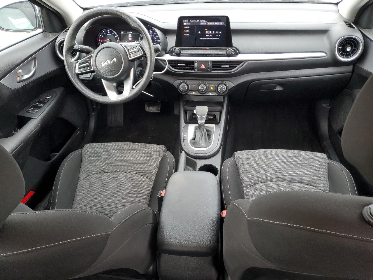 2023 KIA FORTE LX VIN:3KPF24ADXPE648069