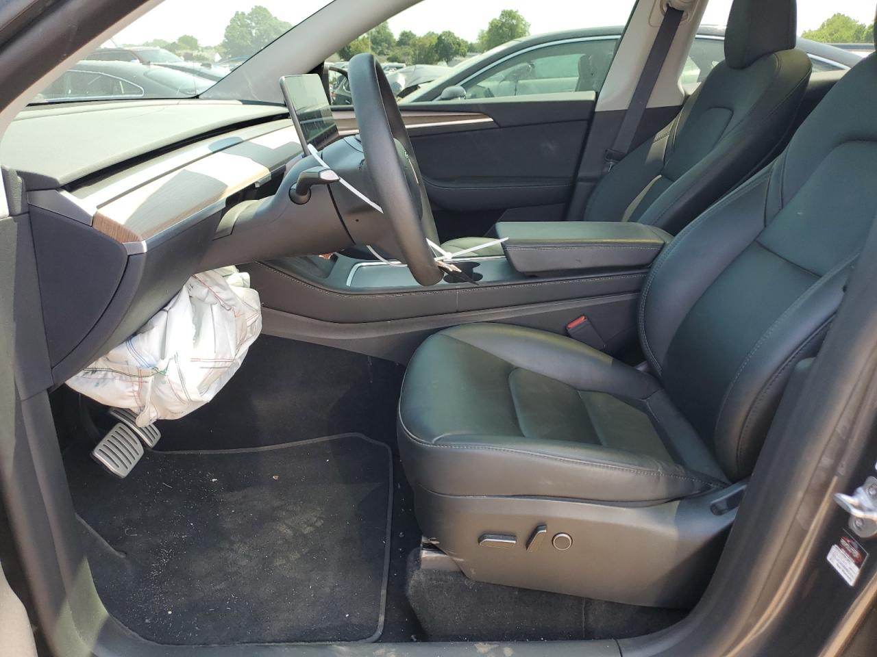 2023 TESLA MODEL Y  VIN:7SAYGDEF6PF843413