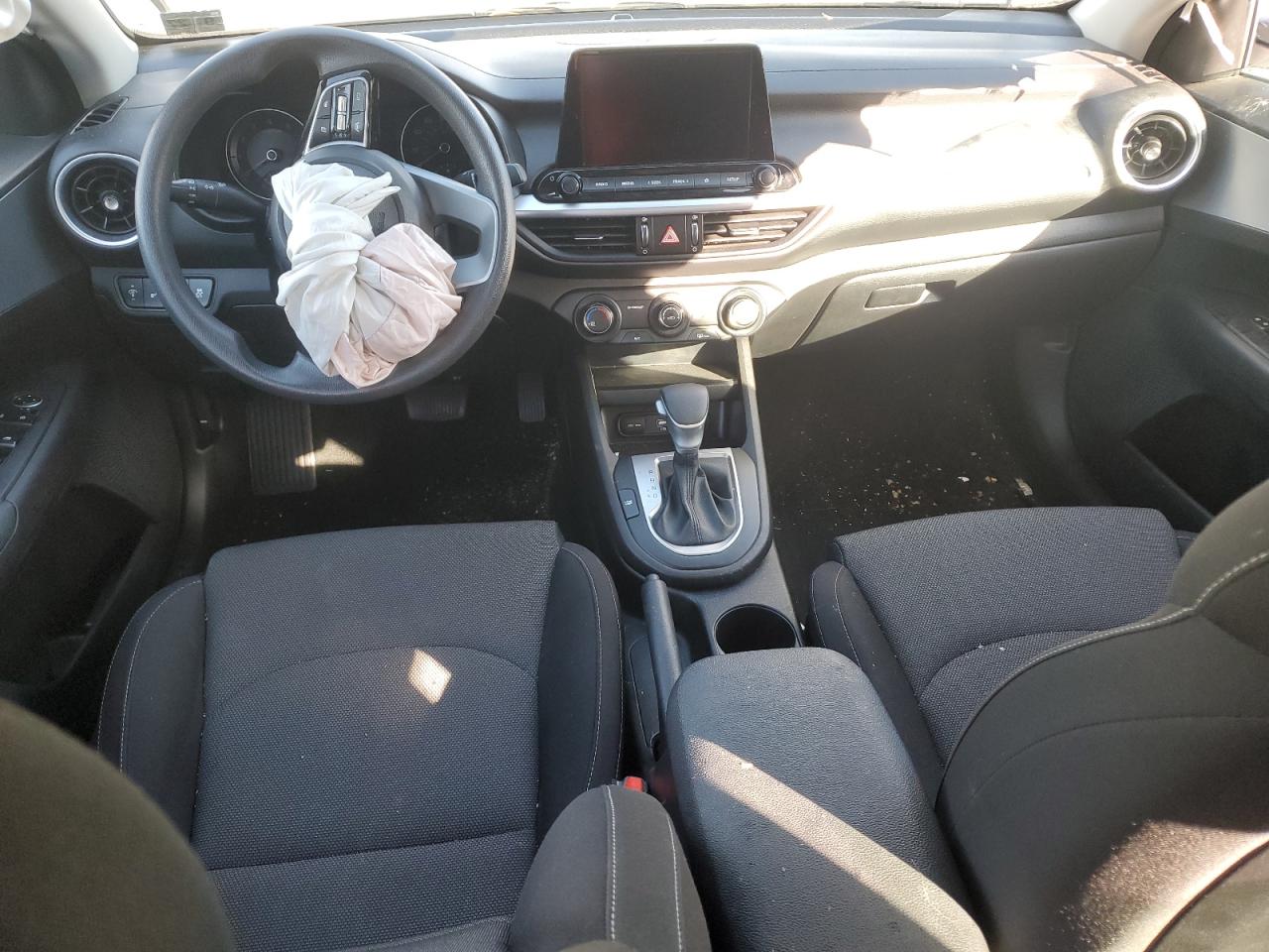 2023 KIA FORTE LX VIN:3KPF24AD4PE527358