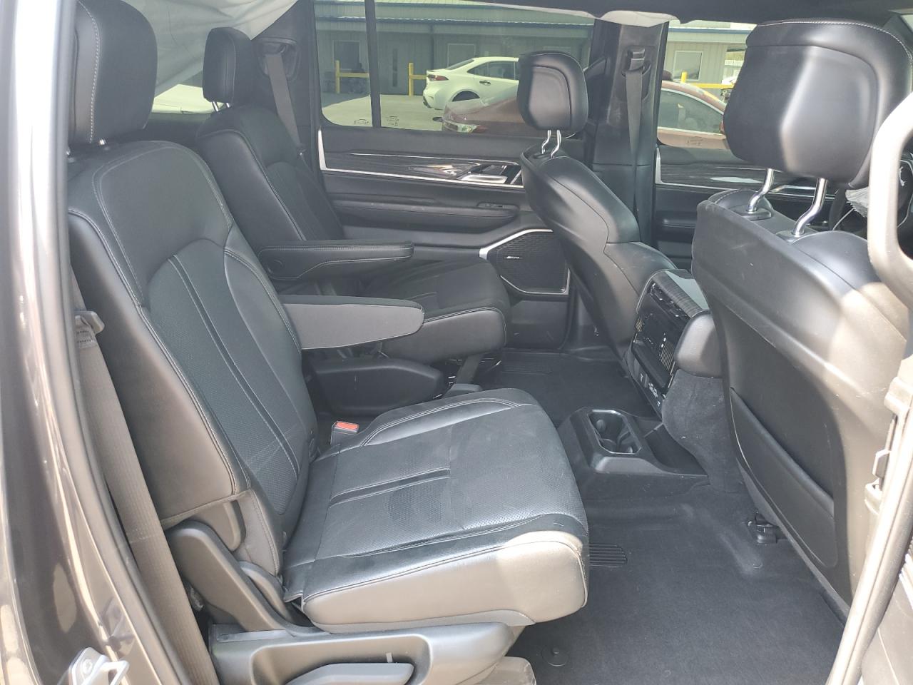 2022 JEEP WAGONEER SERIES III VIN:1C4SJUDT2NS206983