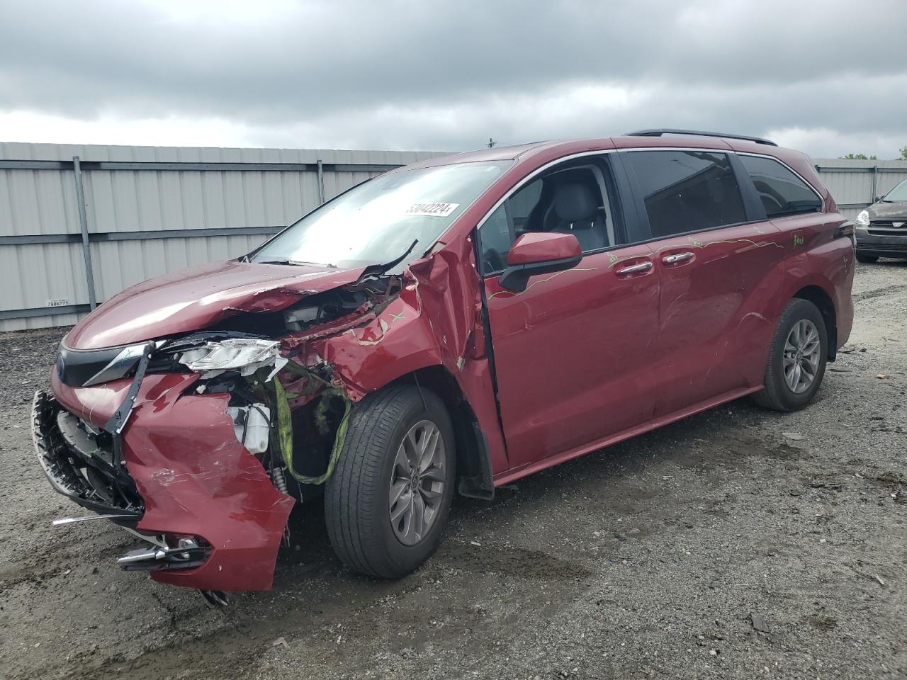 2023 TOYOTA SIENNA XLE VIN:5TDJRKEC6PS160755