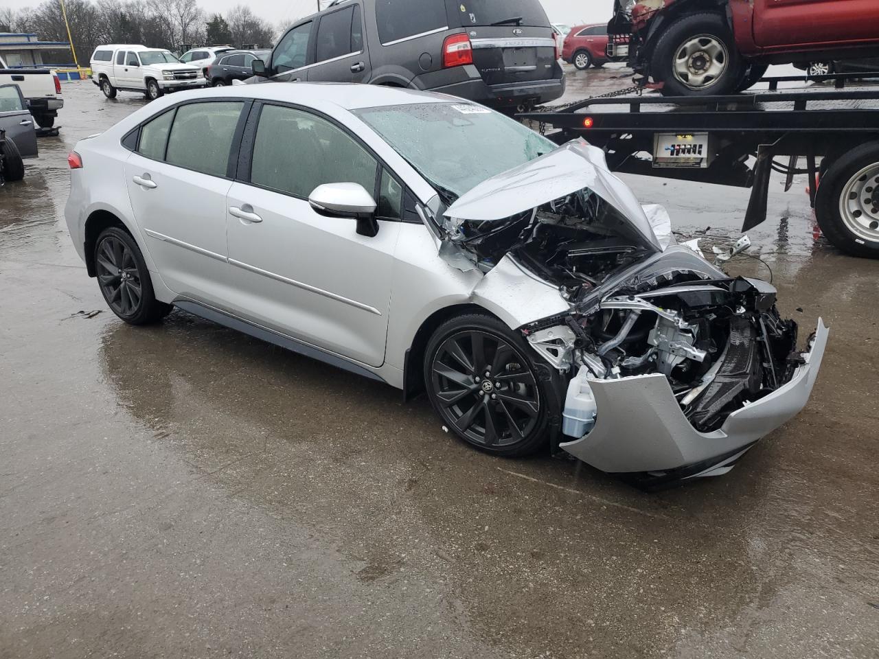 2024 TOYOTA COROLLA LE VIN:JTDBCMFE0R3036485