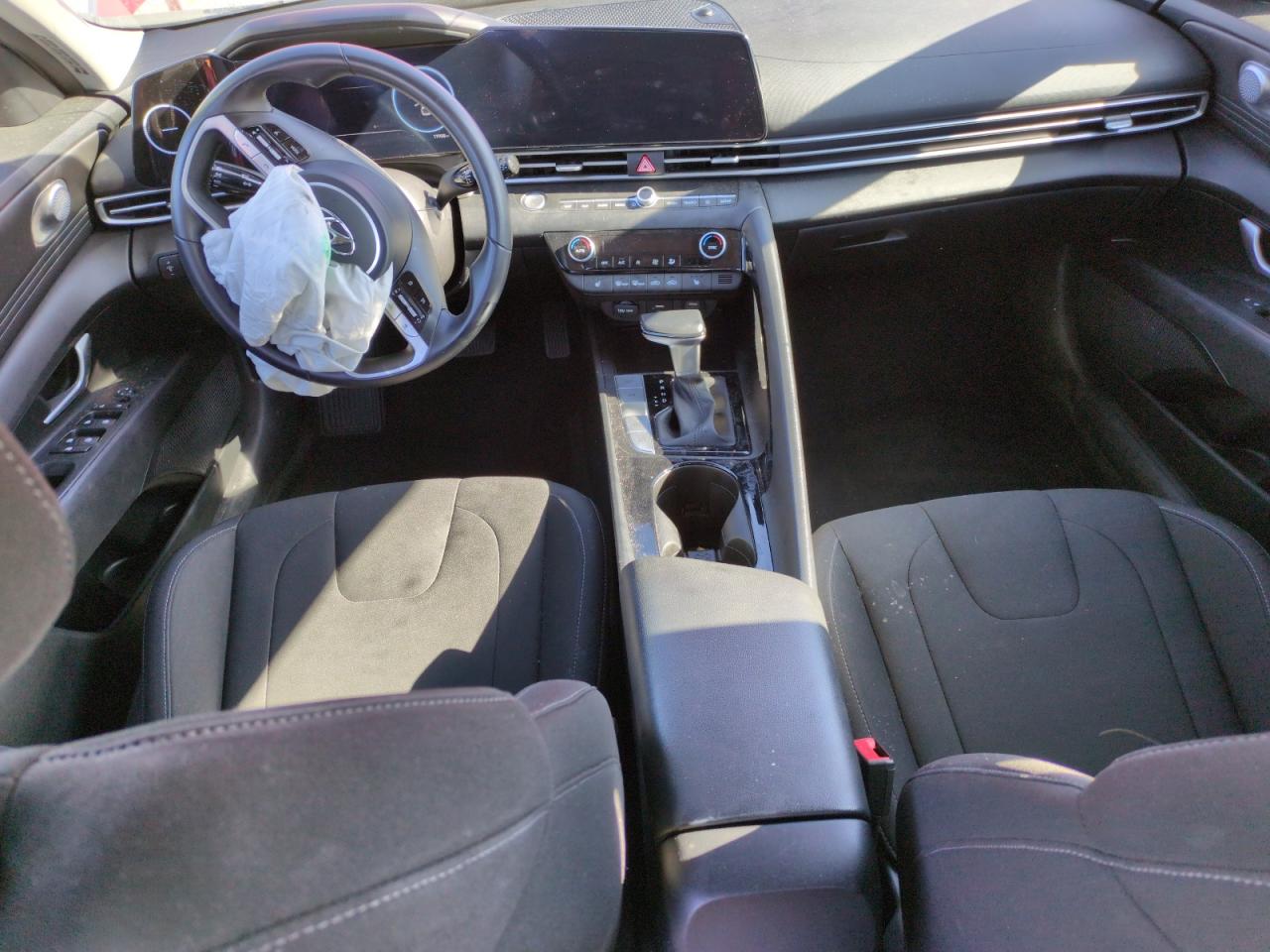 2023 HYUNDAI ELANTRA SEL VIN:5NPLS4AG4PH118222