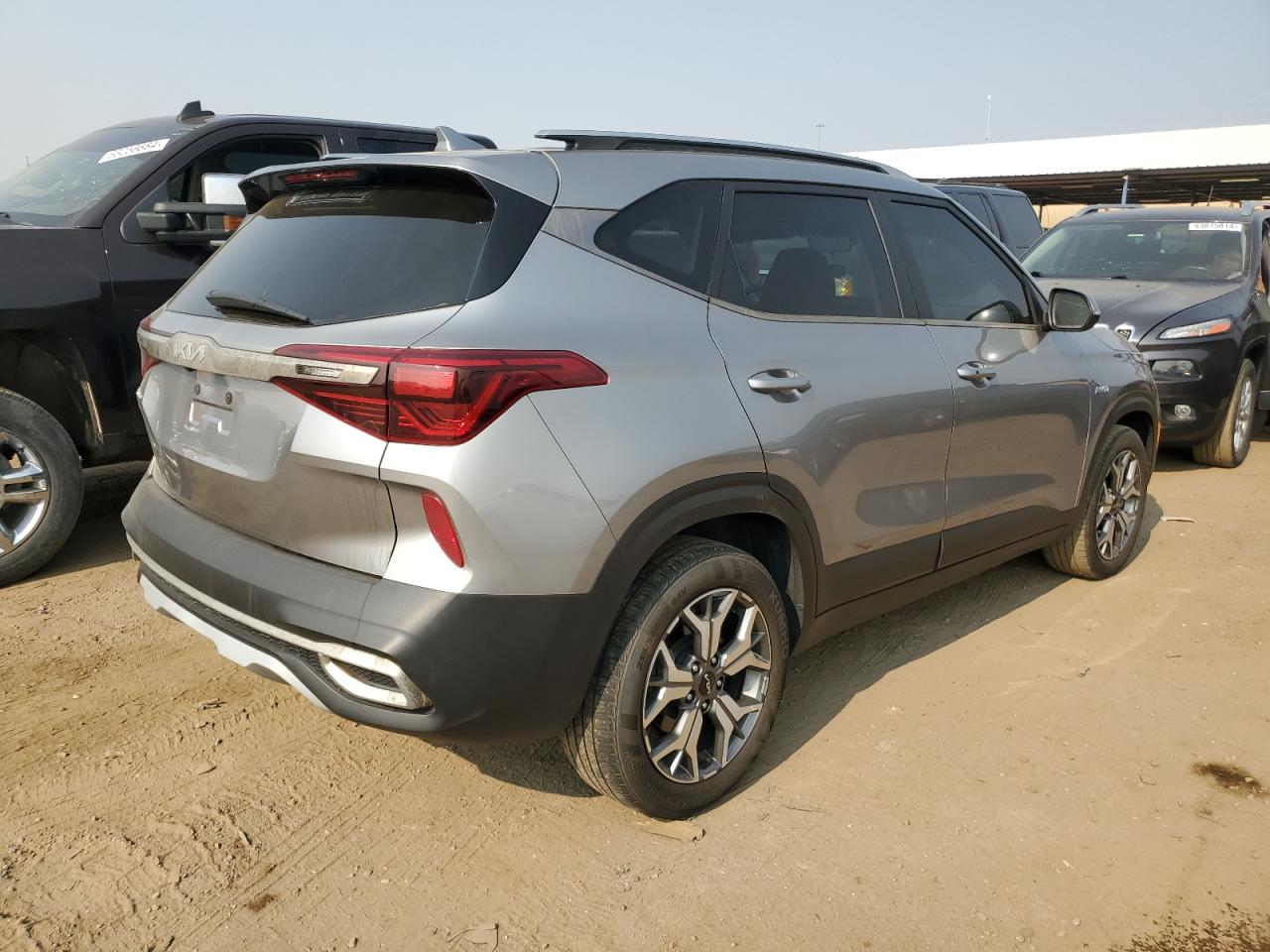 2022 KIA SELTOS EX VIN:KNDERCAA1N7295032