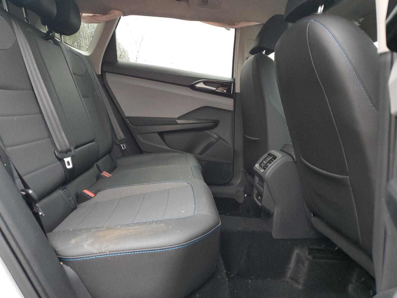 2024 VOLKSWAGEN TAOS SE VIN:3VVLX7B21RM090593