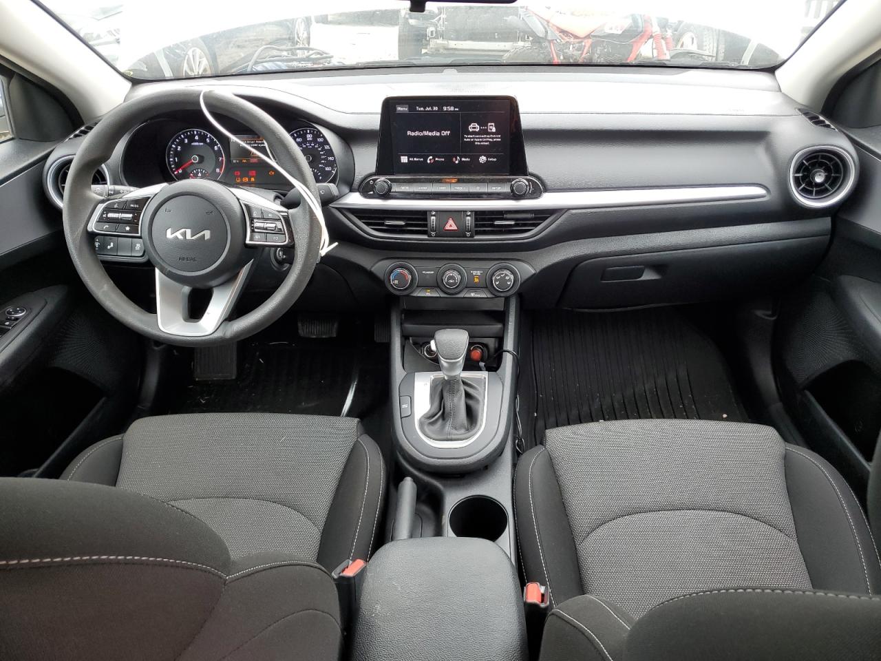2022 KIA FORTE FE VIN:3KPF24AD2NE499833