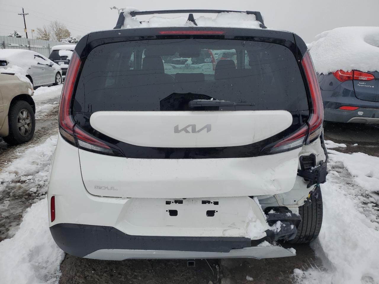 2023 KIA SOUL LX VIN:KNDJ23AU0P7870768