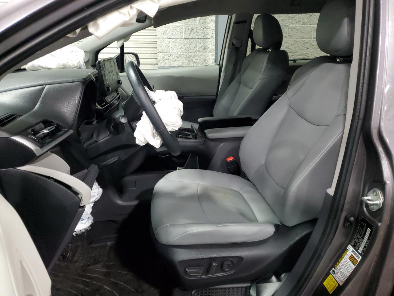 2022 TOYOTA SIENNA XLE VIN:5TDJSKFCXNS073599