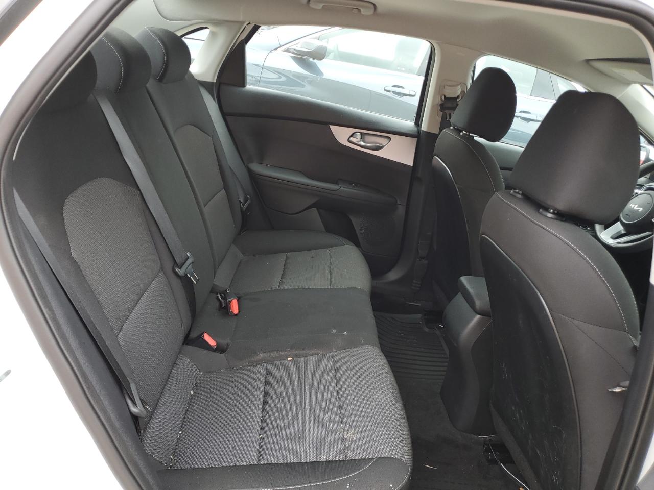 2022 KIA FORTE FE VIN:3KPF24AD2NE499833