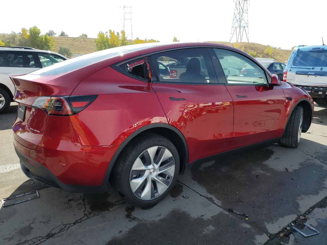 2024 TESLA MODEL Y  VIN:7SAYGDEE5RA255736