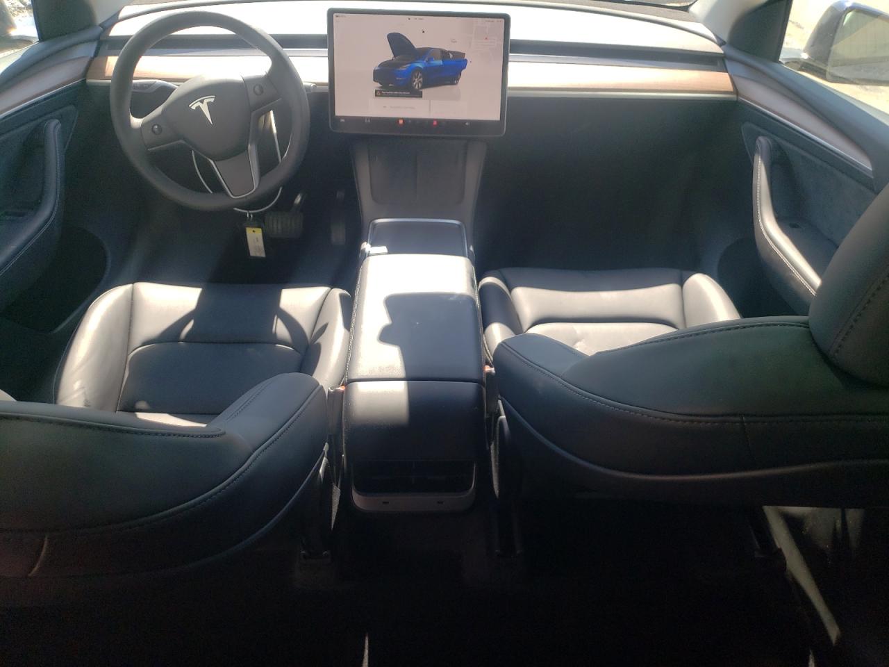 2024 TESLA MODEL Y  VIN:7SAYGDEE6RF076687