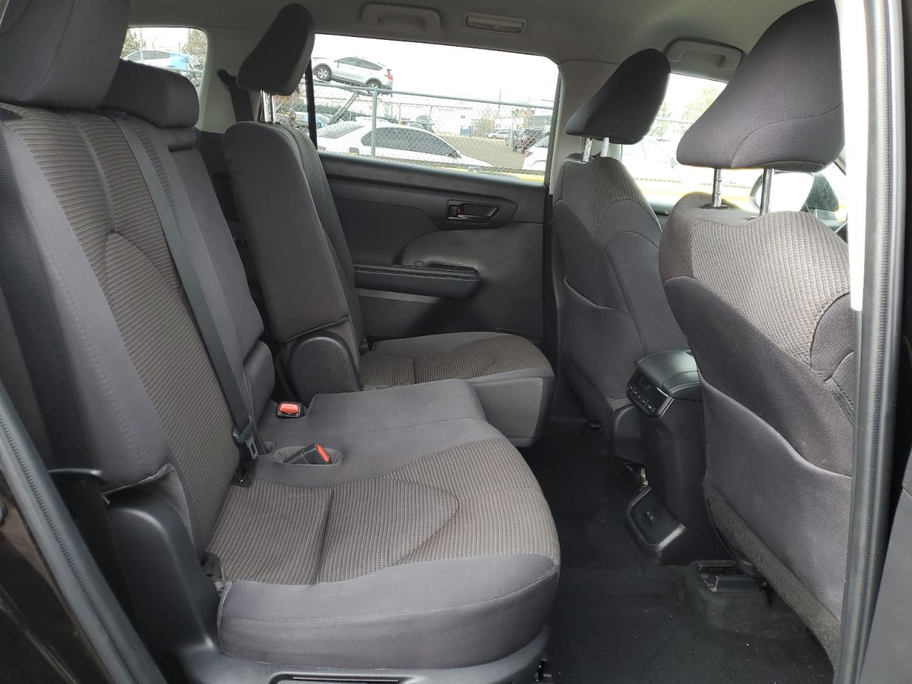2022 TOYOTA HIGHLANDER L VIN:5TDCZRBH0NS225484