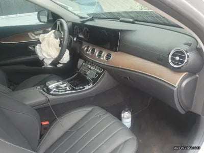 2020 Mercedes-Benz E 300 VIN: