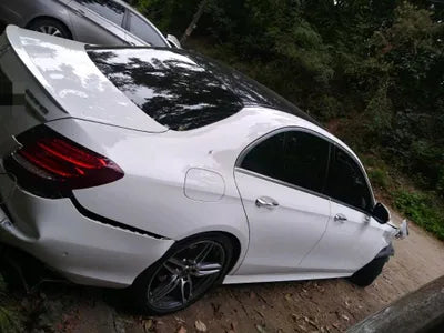 2019 Mercedes-Benz E 300 VIN: