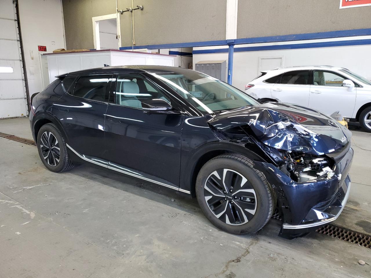 2024 KIA EV6 LIGHT VIN:KNDC3DLCXR5219372