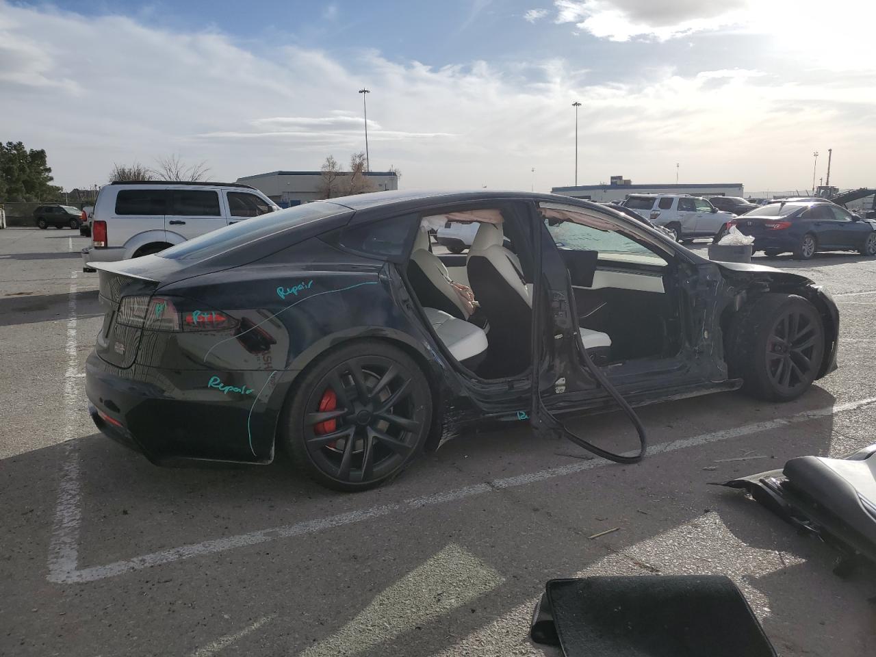 2024 TESLA MODEL S  VIN:5YJSA1E69RF533097